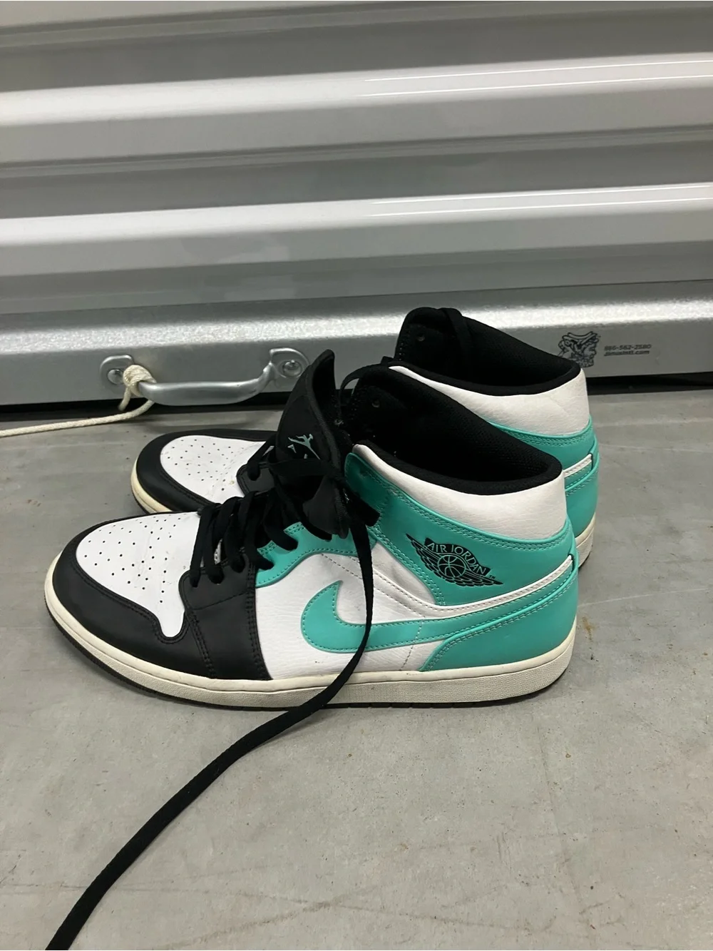 Nike Jordan 1 Mid 
